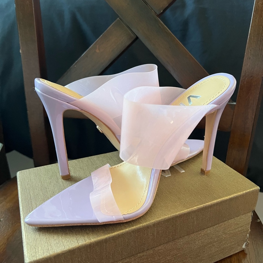 Barbie pink plastic heel